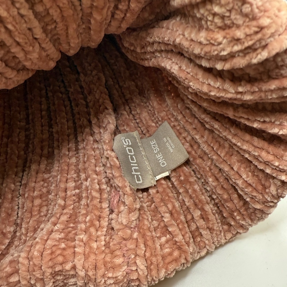 Pink Knit Beanie with Faux Fur Pom - Picture 2 of 5